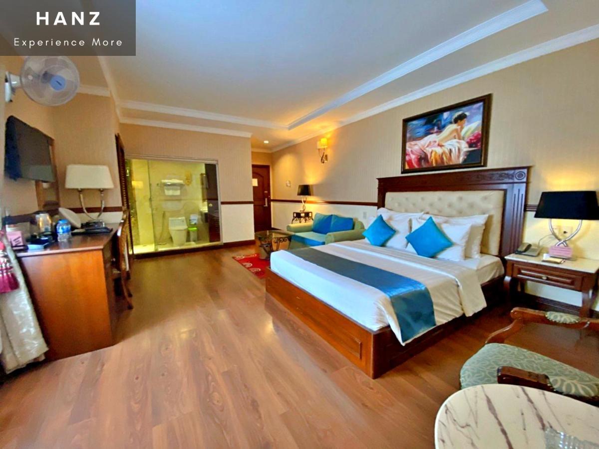 הו צ'י מין סיטי Hanz 821 Sunflower Hotel & Spa מראה חיצוני תמונה