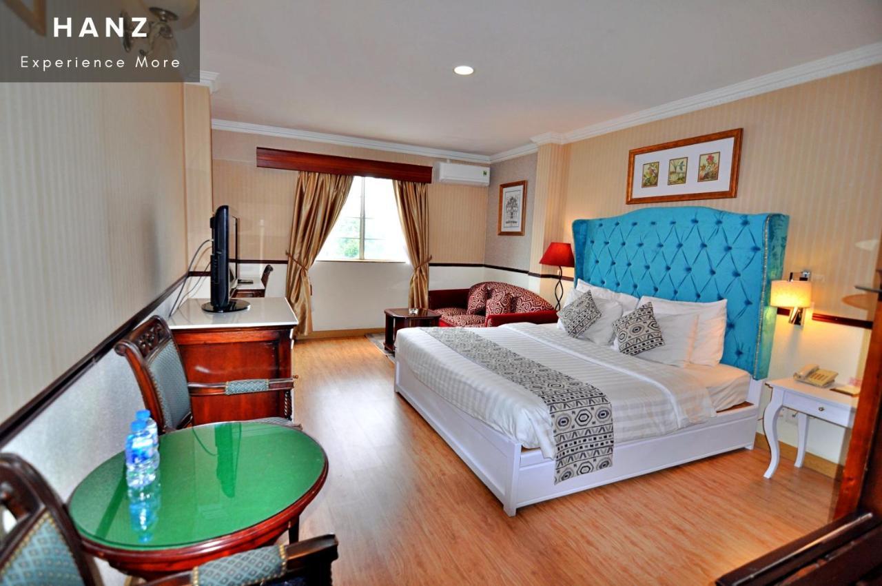 הו צ'י מין סיטי Hanz 821 Sunflower Hotel & Spa מראה חיצוני תמונה